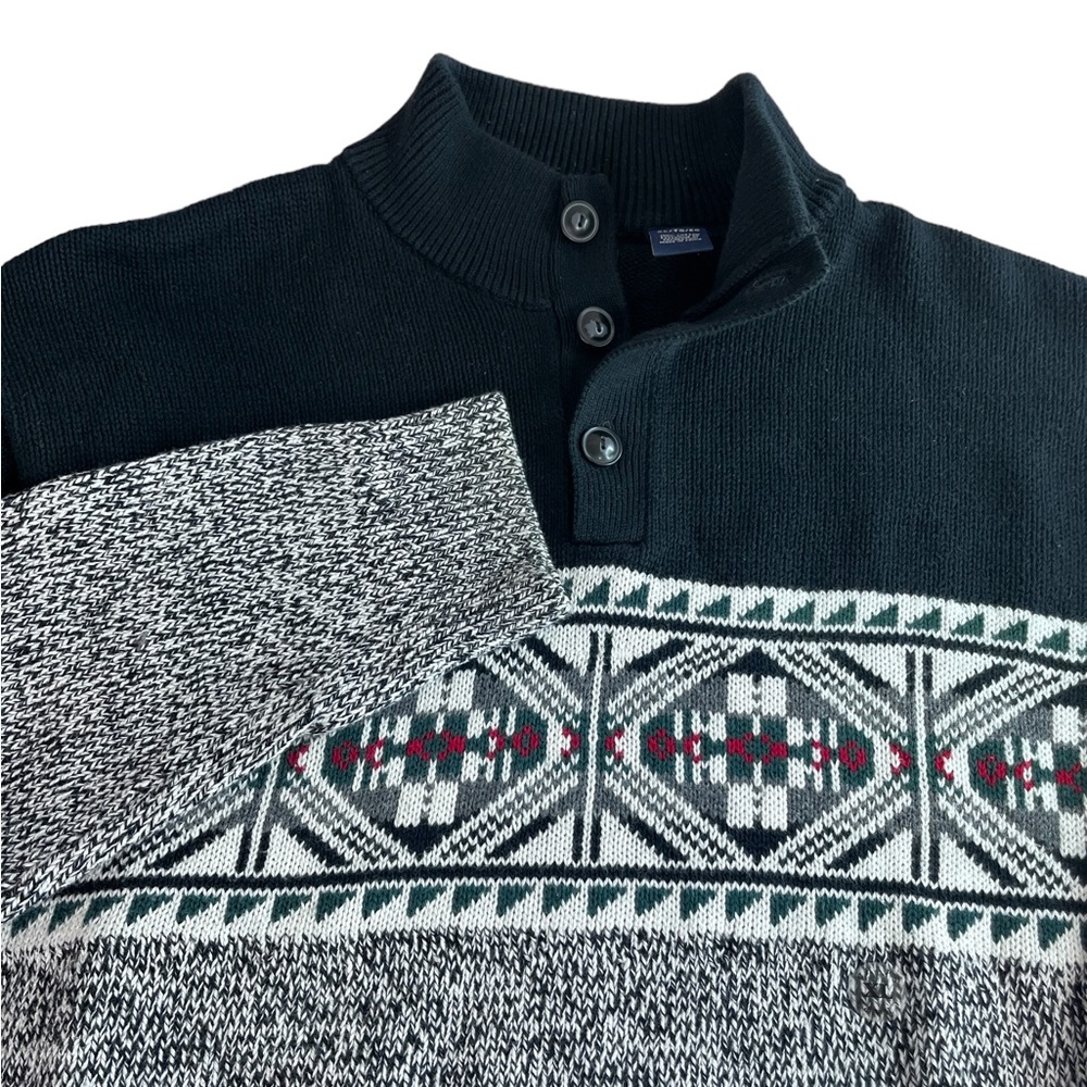 Chaps Black and Gray Patterned Sweater